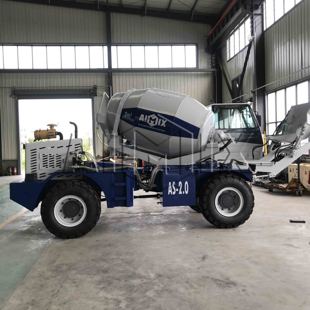 Different Color Concrete Mixer Truck