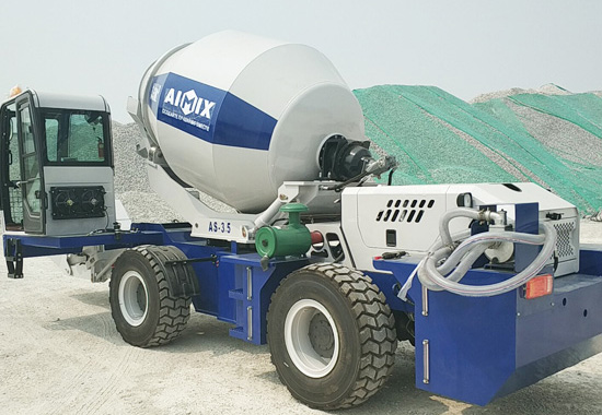 Self Loading Concrete Mixer For Sale