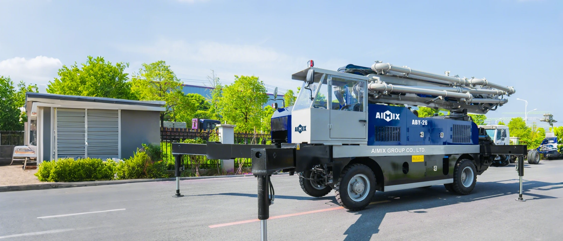 бетононасос со стрелой AIMIX